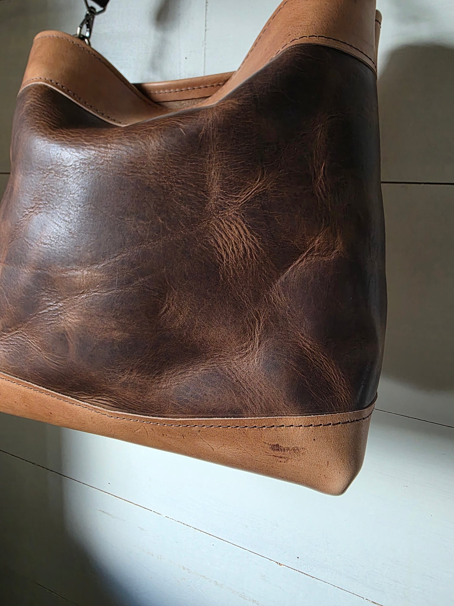Large V-Cut inlay Bag