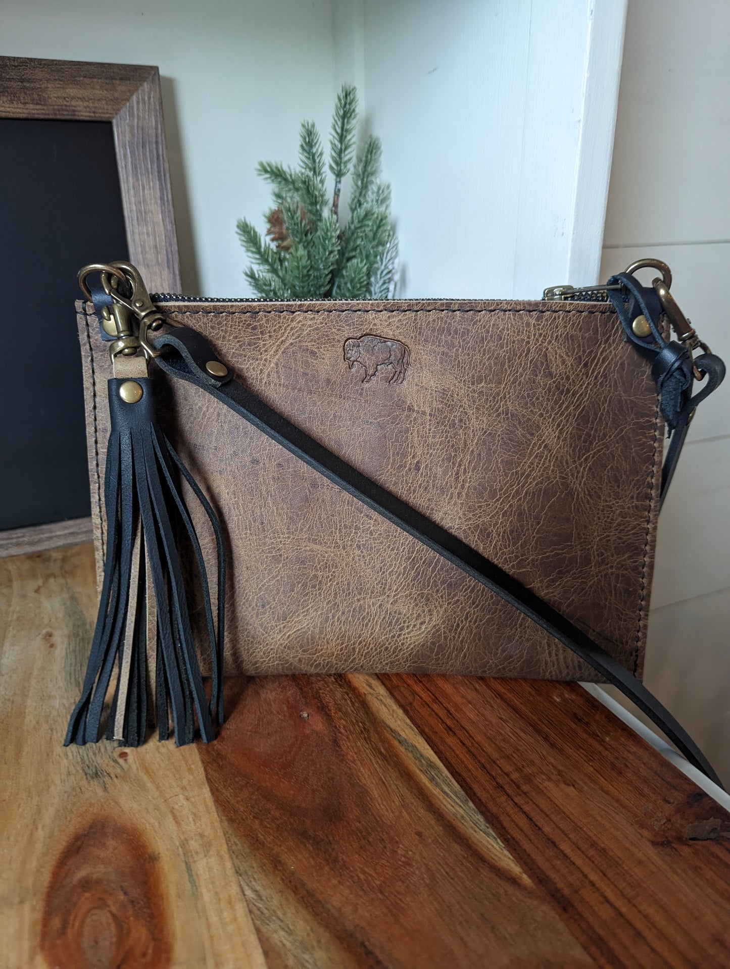 Minimalist Crossbody