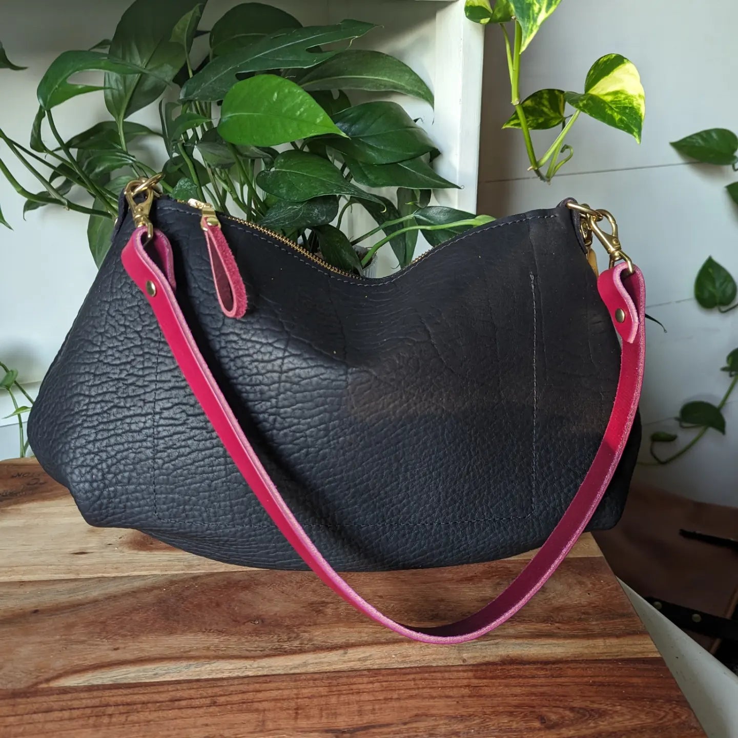 Nuvola Bag in Black Bison