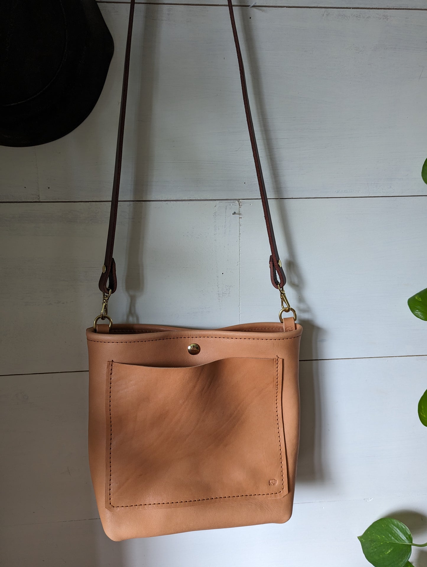 Small Crossbody in Natural Vachetta