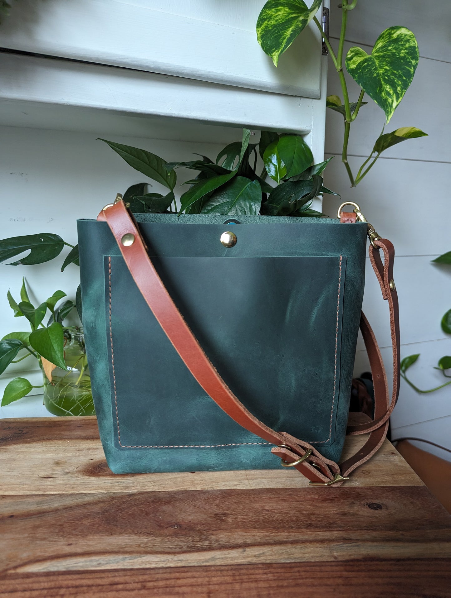 Small crossbody in Eucalyptus 🌿