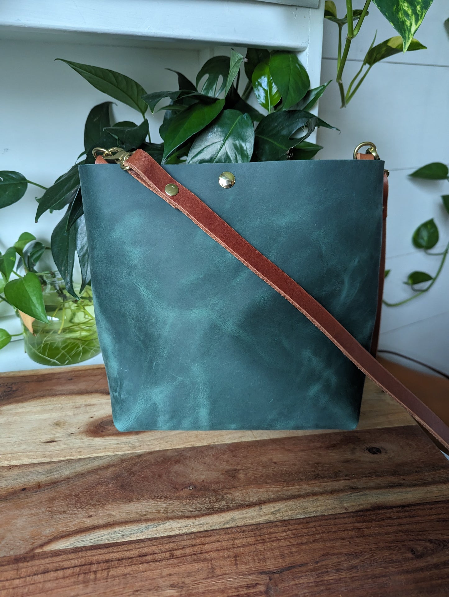 Small crossbody in Eucalyptus 🌿