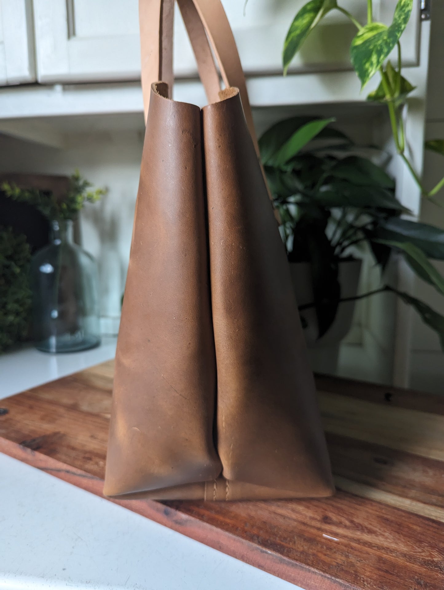 Half Moon Carry in Rustic Tan