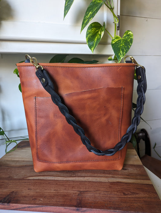 Small-ish Bucket bag in English Tan