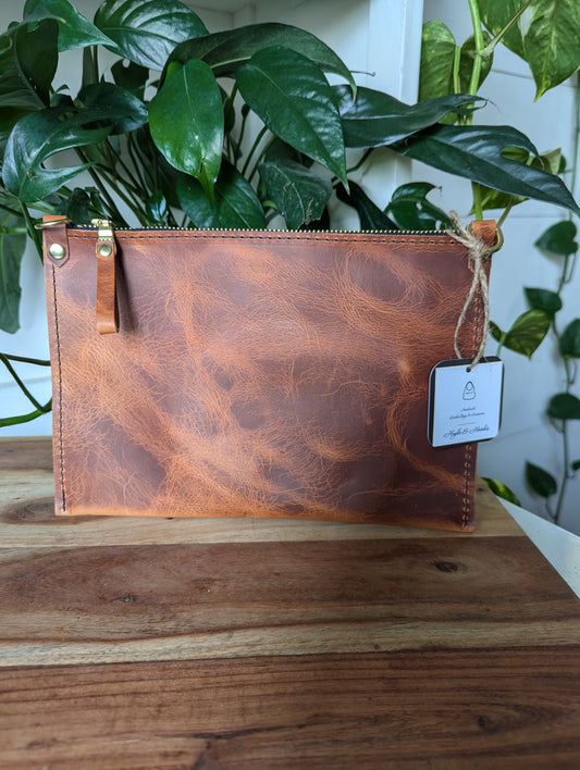 Minimalist Crossbody in Italian Tan