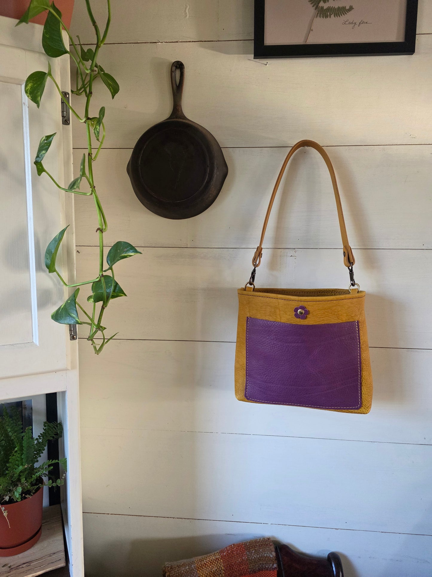 Xs Bucket Sunflower Bison/Orchid
