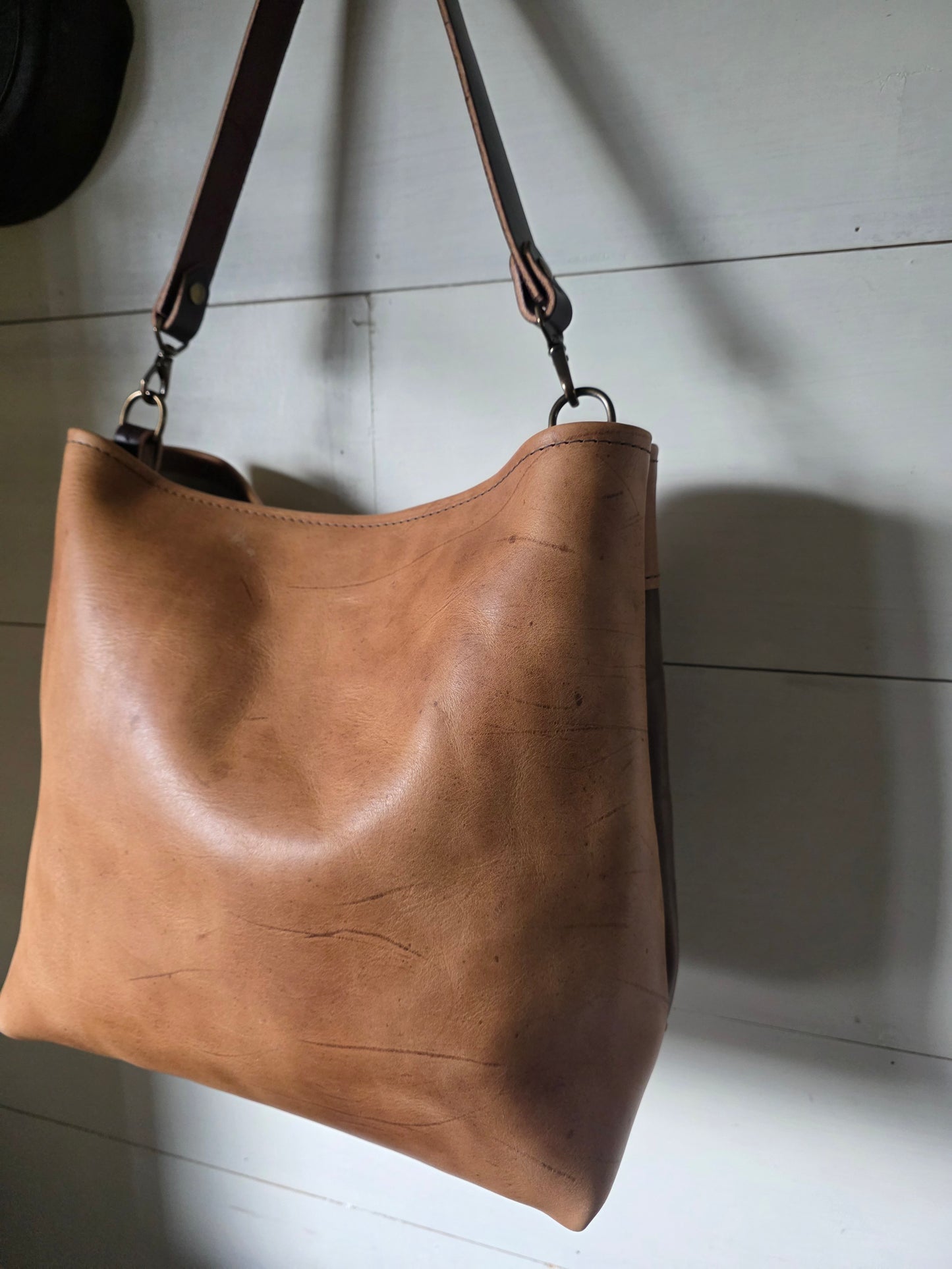 Large V-Cut inlay Bag