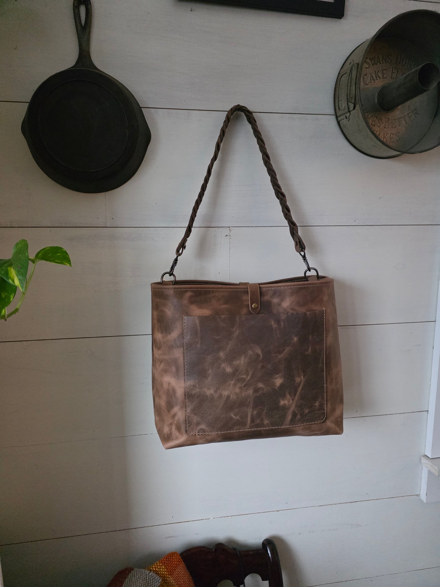 Large Bucket in Distressed Taupe Horween