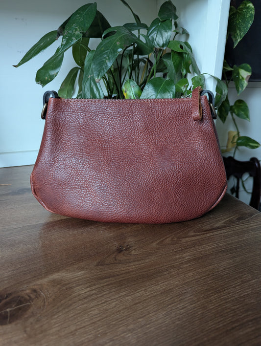 Saddle Bag in Pebbled Brown