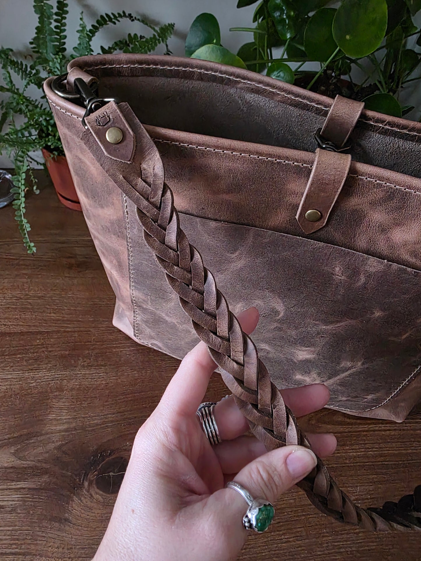 Large Bucket in Distressed Taupe Horween