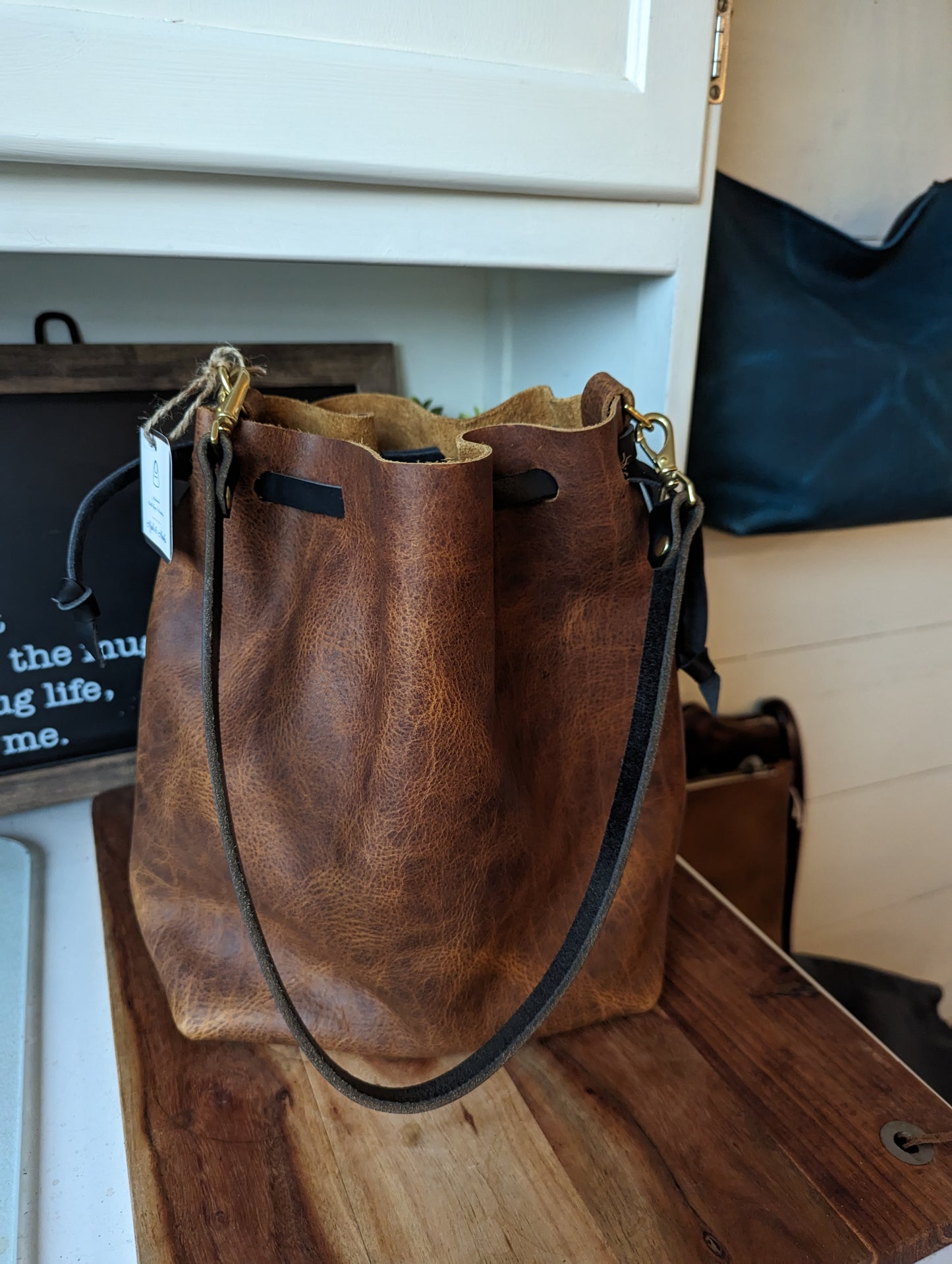 Medium Cinch Bag