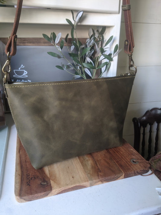 Large Crossbody in Olive